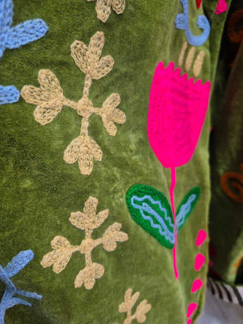 Velvet Peacock